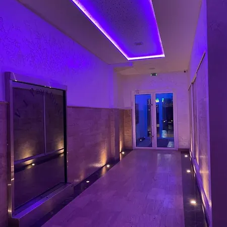 Lux Nena 29 -